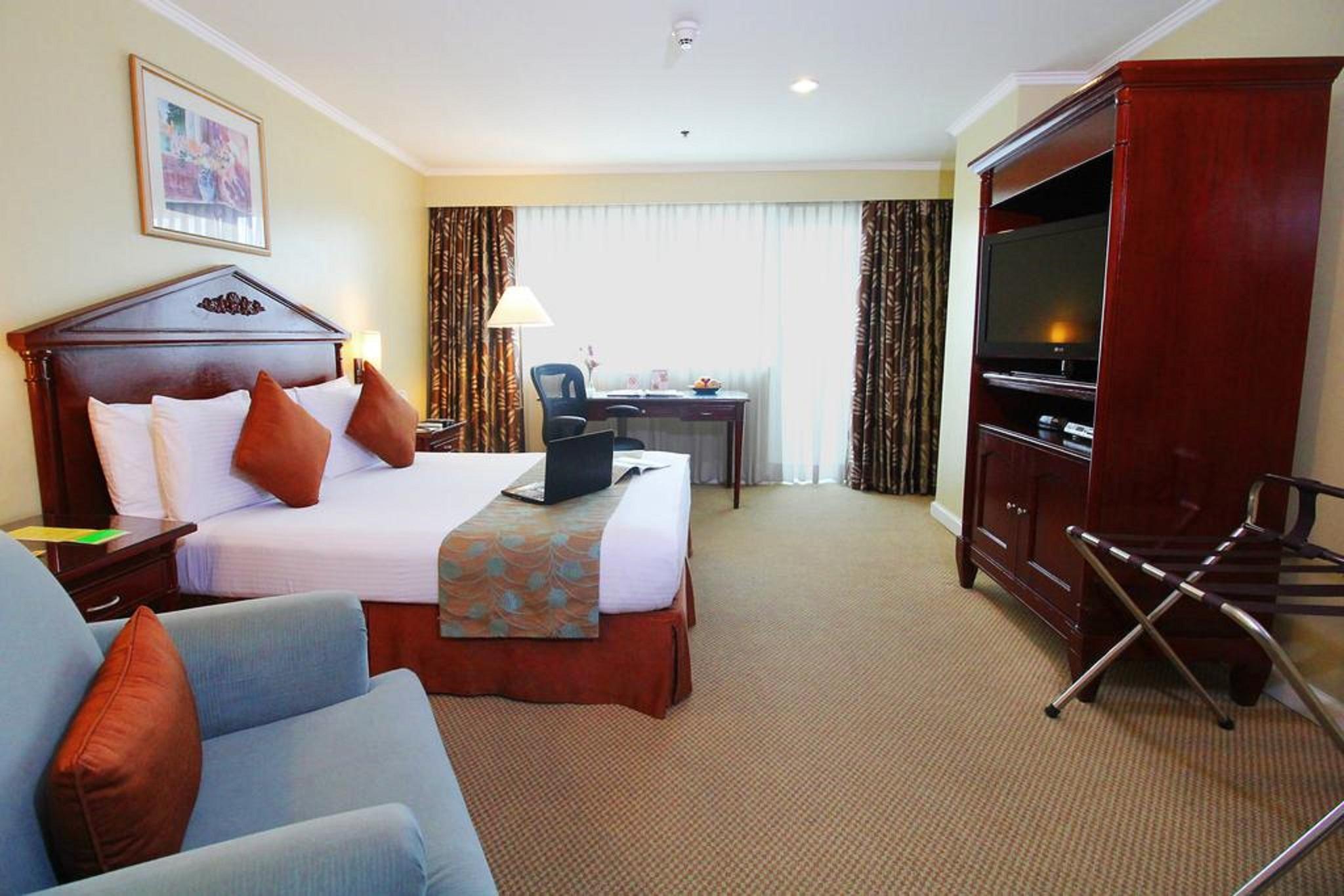 Oxford Suites Makati San Pedro Makati Eksteriør billede