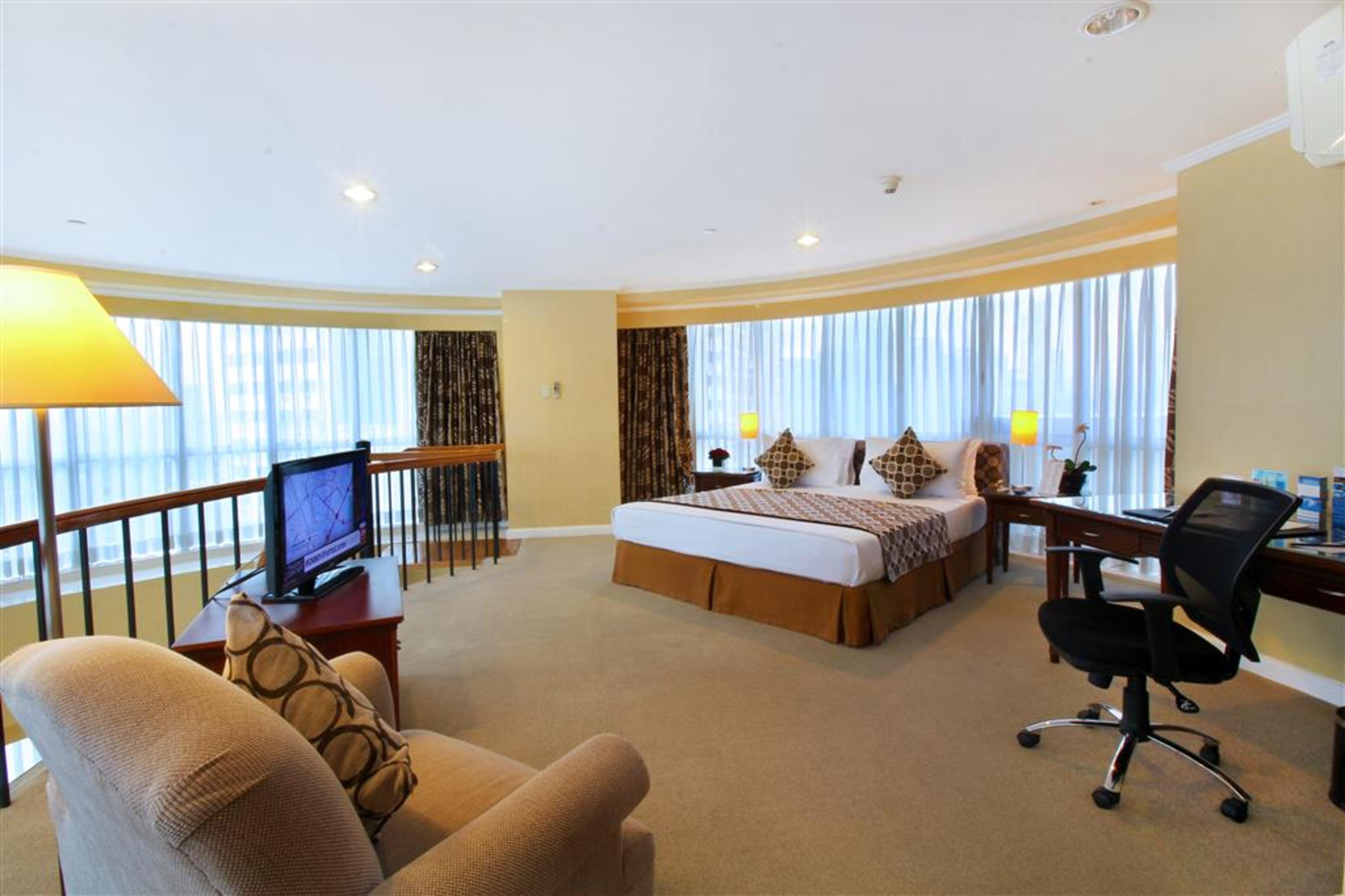 Oxford Suites Makati San Pedro Makati Eksteriør billede
