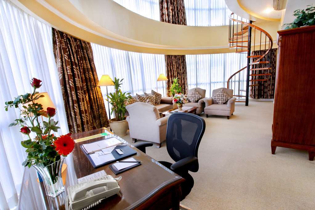 Oxford Suites Makati San Pedro Makati Eksteriør billede