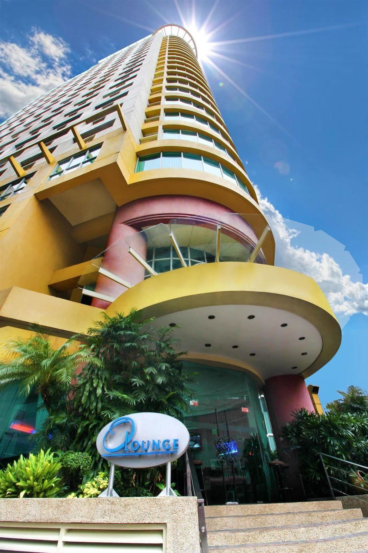 Oxford Suites Makati San Pedro Makati Eksteriør billede