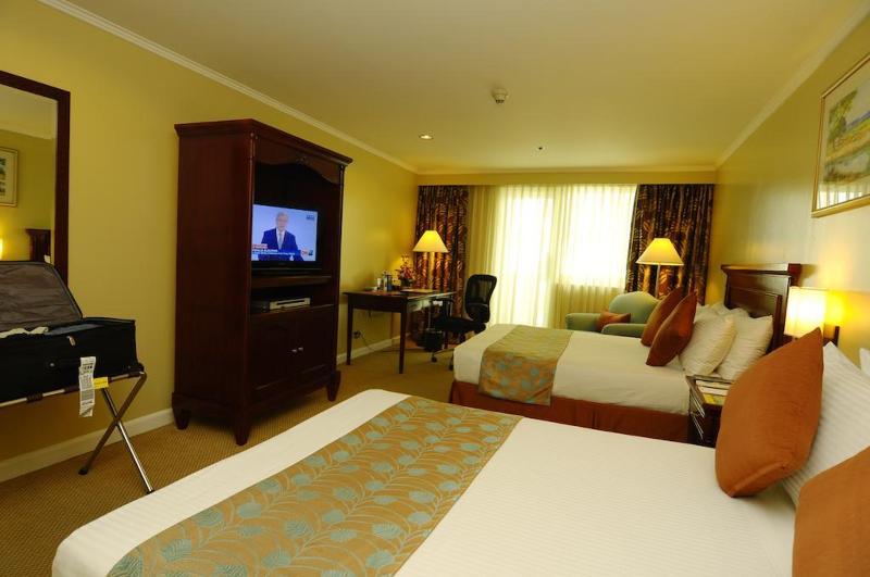 Oxford Suites Makati San Pedro Makati Eksteriør billede